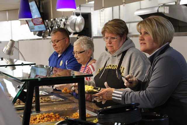 MisericordiaU's tweet photo. Flapjacks with the foreman? Hotcakes with the head-honcho?

Remember to come out to Banks from 8-10pm tonight for Pancakes with the President! Come for the pancakes, stay for the cool conversations with some of Misericordia's campus leadership!

#MUWelcomeWeek2019 https://t.co/VhnoYPeWGy