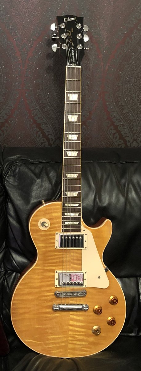 SeventhSon777's tweet photo. Dave with his axe of choice. 2014 Trans Amber #Gibson Les Paul Standard ... https://t.co/d0NUuaRKg3