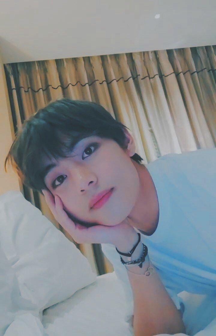 vincentrnim's tweet photo. #DailyPlot #ClosedRP
—; 대딸s Vinzt's Room
—; 29-08-2019
—; 03.05 AM KST / 01.05 AM WIB
—; Partner: @cherrybloosms
"a Video Call."
## ## ## ## ## https://t.co/wzjCZQEcbR