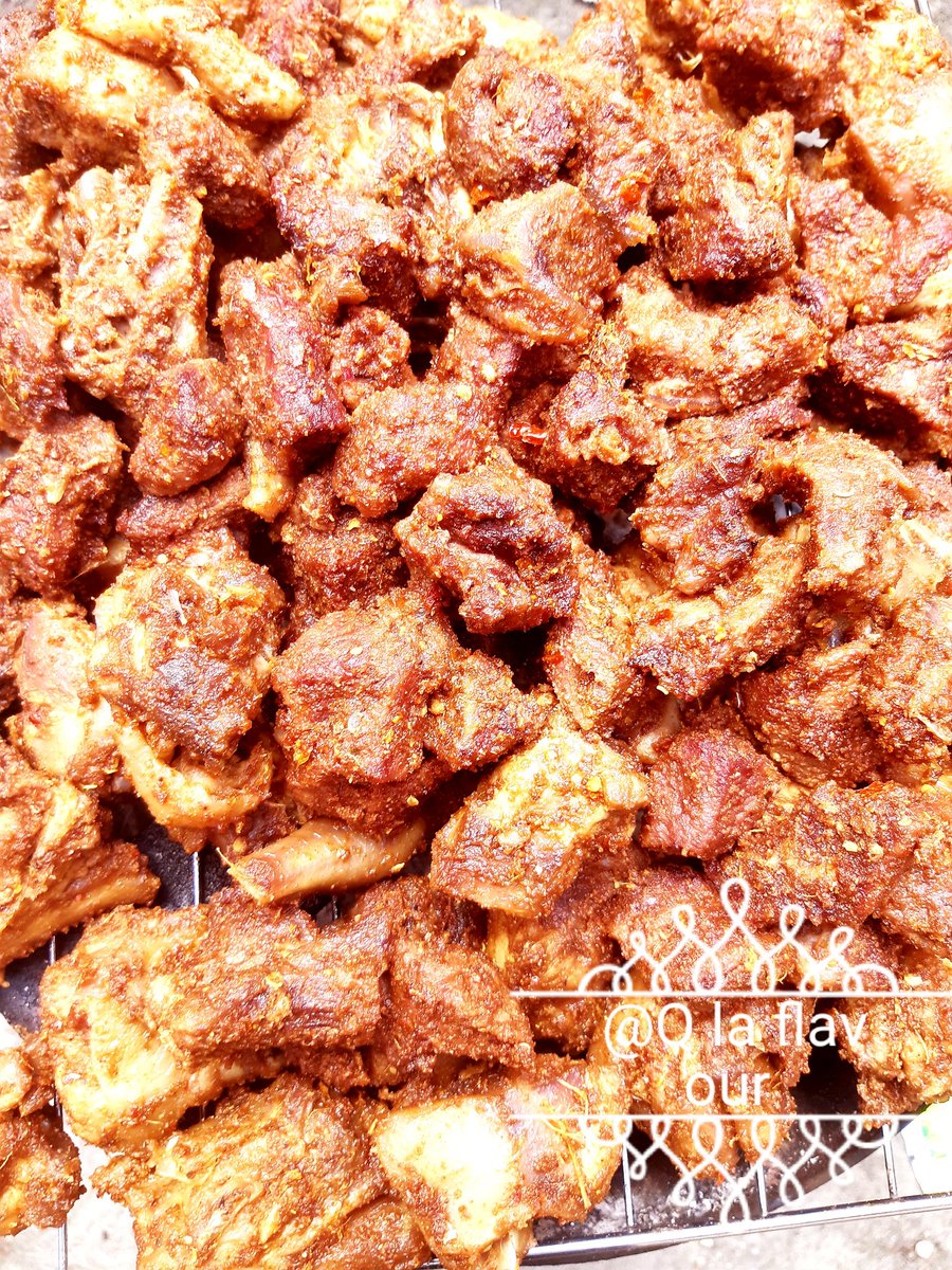 We make the finest of beef and chicken suya...for all parites. 08063570556