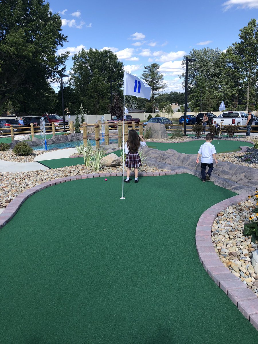 Brian_Brochetti's tweet photo. Perfect day for the grand opening of the mini golf course at @DQSprague. What a great addition to the City of Parma...stop up after work or school for a round of golf. #meetmeinParma https://t.co/9swNeiIR7i