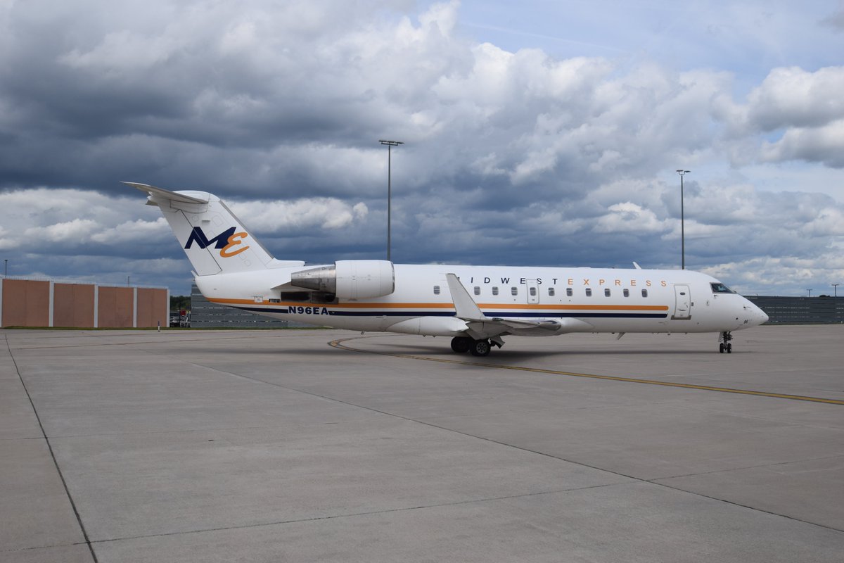 Excited to have #MidwestExpress back at <a href="/FlyGRFord/">Gerald R. Ford International Airport</a> offering service to <a href="/MitchellAirport/">MKE - Milwaukee Mitchell International Airport</a>, <a href="/OMAairport/">Eppley Airfield</a> and <a href="/CVGairport/">CVG Airport</a>…connecting the beautiful <a href="/CityGrandRapids/">City of Grand Rapids</a> with @CityofCincy, <a href="/VisitOmaha/">Visit Omaha</a> and @CityofMilwaukee via <a href="/EliteAirways/">Elite Airways</a>. #Avgeek #Nonstop