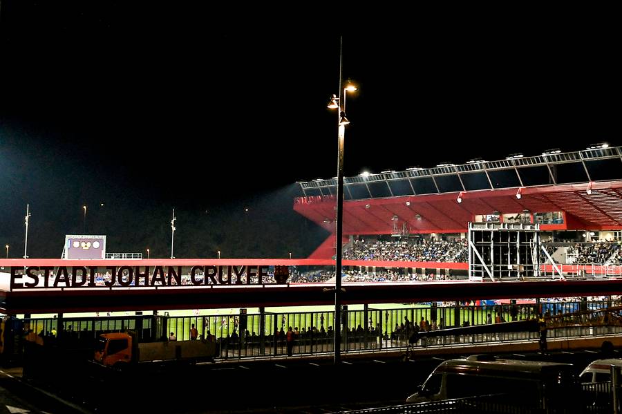 _dostoques's tweet photo. El estadio Johan Cruyff, el nuevo hogar del equipo B de Barcelona, ​​acogió ayer su partido inaugural!
-
-
#dostoques #futbol #laliga #barca #barcelona #españa https://t.co/s40xhx08Ow