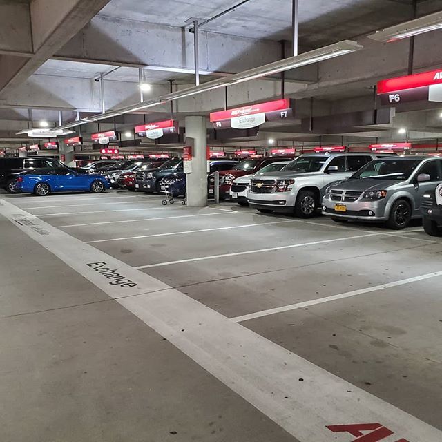 techsavvytrvlr's tweet photo. So many choices @Avis in Houston IAH 😥... definitely missing Hertz and the amazing selection of cars they give to their President's Circle members. Common #Avis, you can do better for your #presidentsclub members. https://t.co/p5IPmps8eN https://t.co/iwto4XxNv3