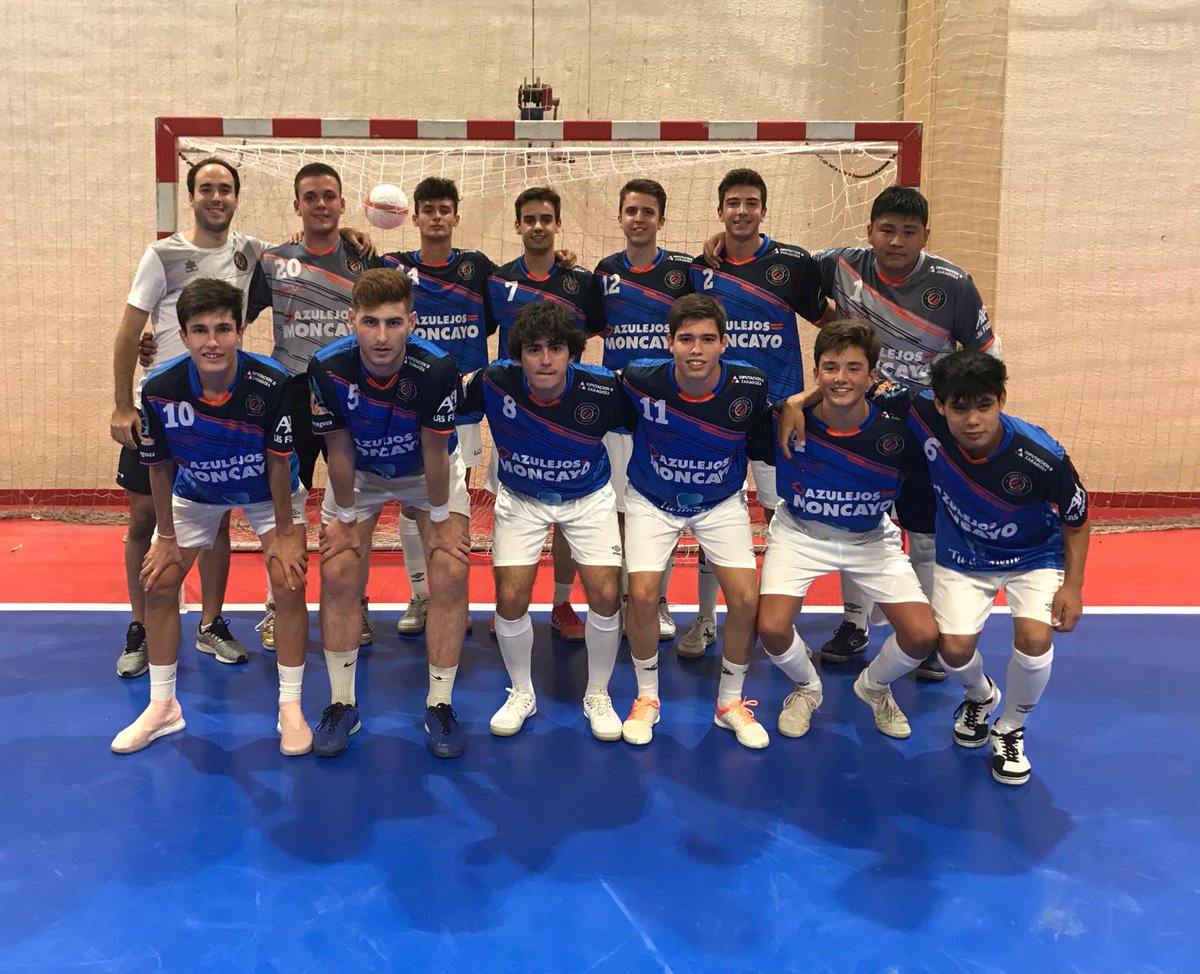 El <a href="/AzulejosMoncayo/">Azulejos Moncayo</a> Colo Colo (Juvenil División de Honor) ha disputado hoy un amistoso en Quinto contra el <a href="/fsSalaQuinto/">Sala Quinto</a> de Tercera División.

#VamosCOLO #PasiónPorElCOLO