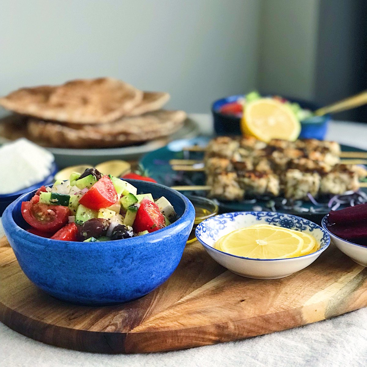 TasteTro tweet media