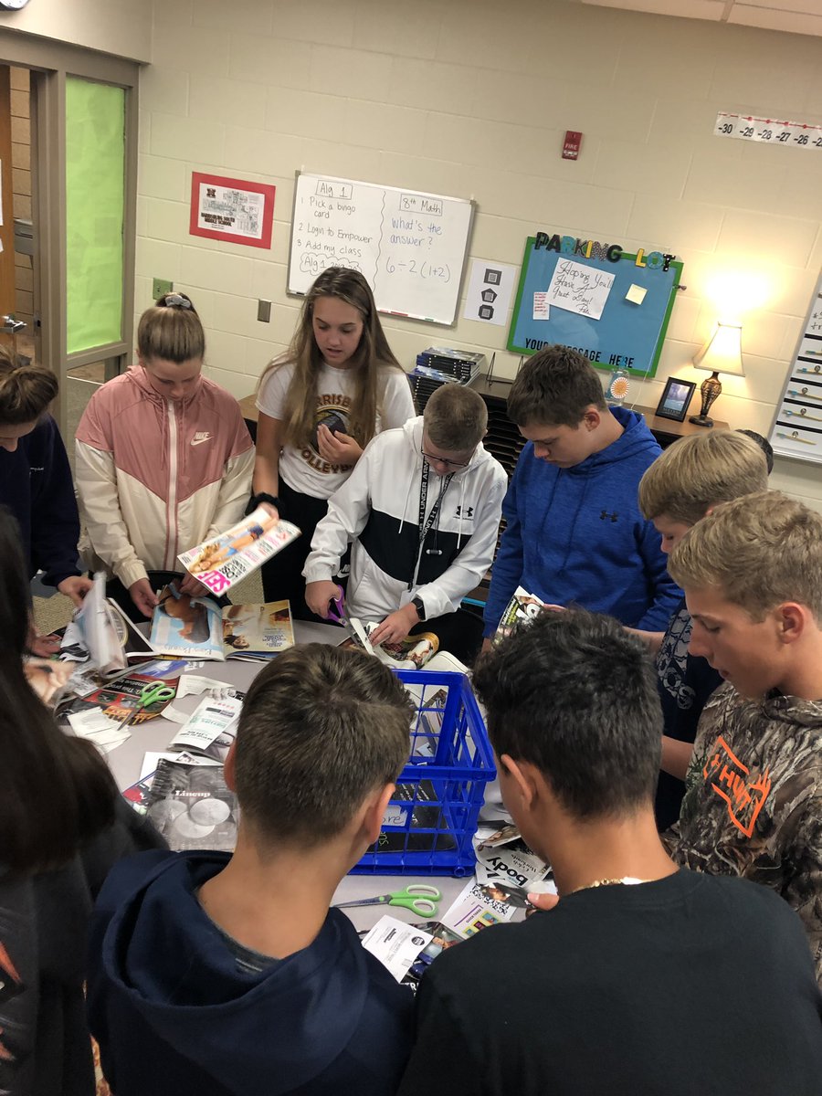 robeledu's tweet photo. iTrain week. Learning leadership skills and making connections through words and images in magazines. #hsmstigers #plinnovate https://t.co/hOE4voWpUJ