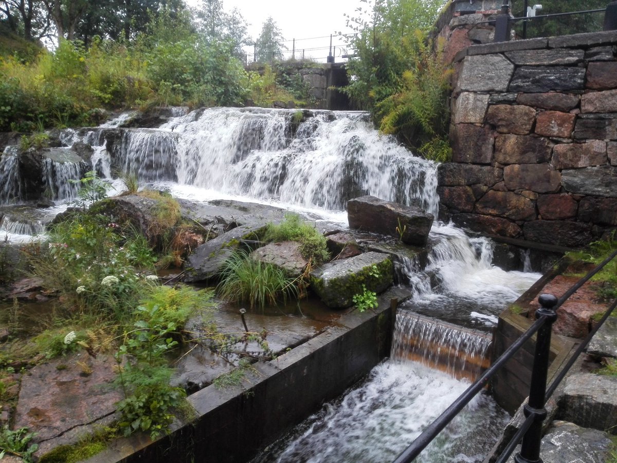 kristallnaach's tweet photo. Auf dem Heimweg hatten wir eine super Idee..in Erinnerung schwelgen geht auch bei Regen
#Borgvik's #Hyttruinen
#Grums #Grumskommun
#Schweden 🇸🇪 #Elchenländle19 https://t.co/ywcph5zmqu