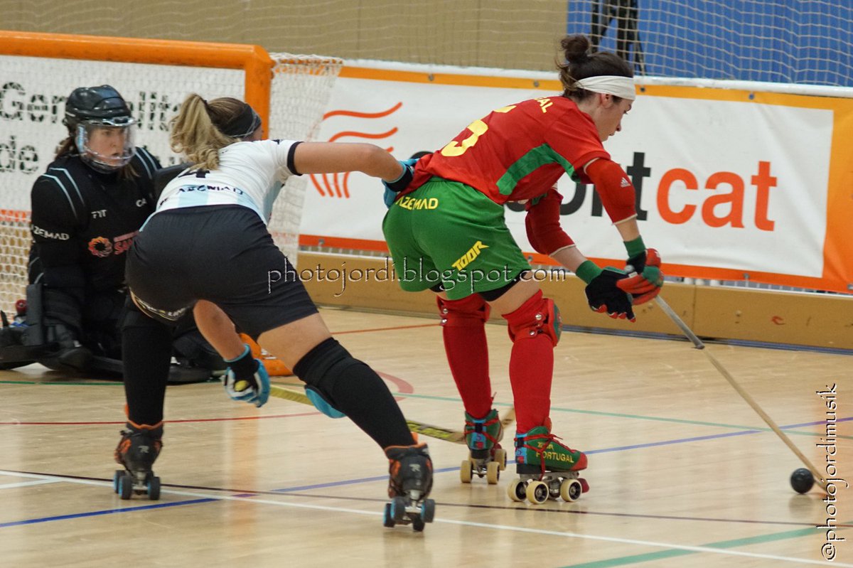 Photojordimusik's tweet photo. Photos match #wrg2019 #ARGENTINA-#PORTUGAL
#rinkhockey #Worldchampionship #senior #women groups phase #worldrollergames #wrg #ok #wrgbcn2019 #hockey #hoquei #hoqueipatins #ARG #hoqueiempatins #pt #hockeypatines #argentina #aguilas #lasaguilas #hoqueipt
https://t.co/J7l5lHD2Qj https://t.co/AKNmZ317hl