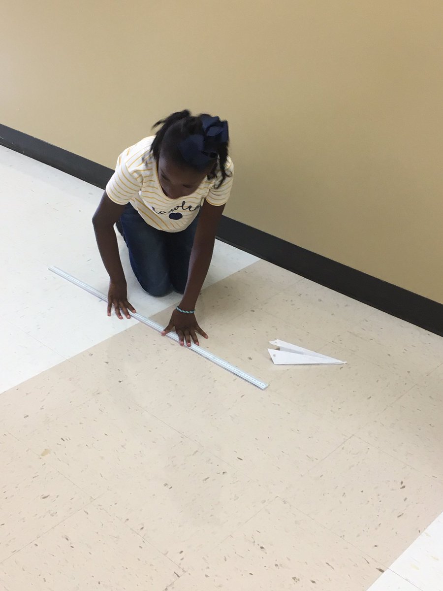 msgoldsticker's tweet photo. Today was definitely an experiment in controlled chaos. We practiced the elements of a scientific investigation by measuring the distance paper airplanes flew. #pisdsciencerocks #Planoproud https://t.co/Z0ZoDMnn8D