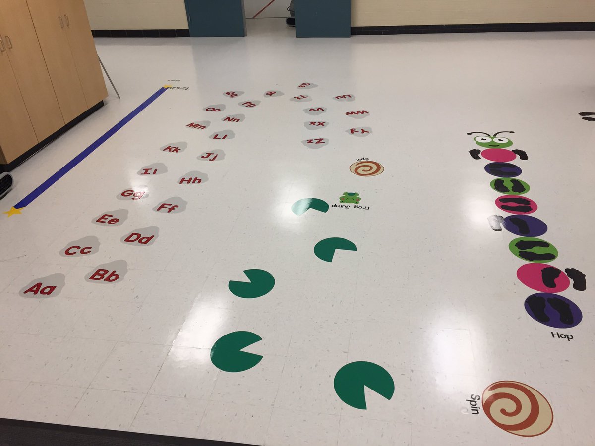 hogenheather's tweet photo. Great work by @msknollrps  @mrs_wood_2011 and the maintenance crew at Sunset! New sensory walk at North Door. #sunsetRPS https://t.co/D40PlVVu9k