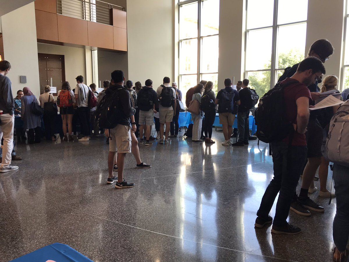 EAKrup's tweet photo. Future researchers! Emory DIscovery Phase Medical students checking out possible projects. @EmoryRadiology #EmoryRadResearch https://t.co/XnzD614tlW