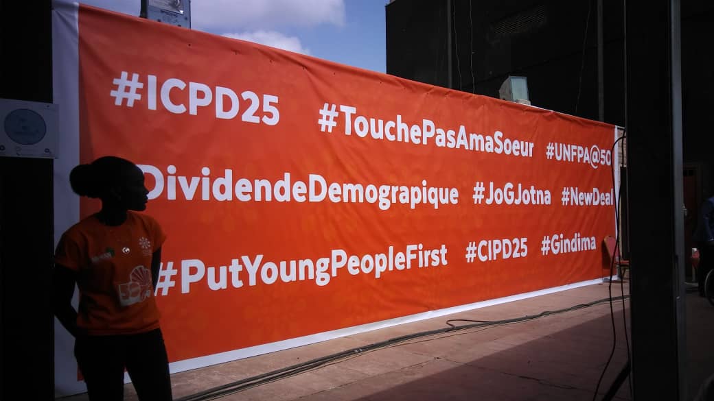 AfriYAN_Camer's tweet photo. Accélération de la transition démographique et respect des engagements pr 1 Afrique émergente av 2063.
#TICAD7
#ICPD25
#PutYoungPeoleFirst https://t.co/tH9jXsAqUx