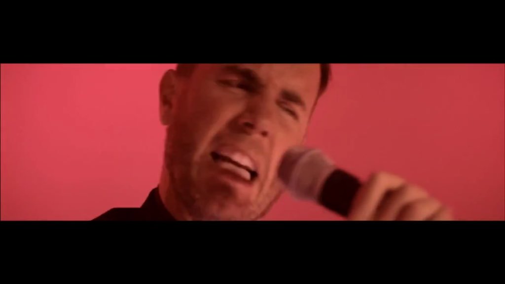 EvaaRashid's tweet photo. @Lozzonmarz Off the scale! 100!!!❤️🔥 #CaptainBarlow #MasterofFire https://t.co/arU1qwlFPs