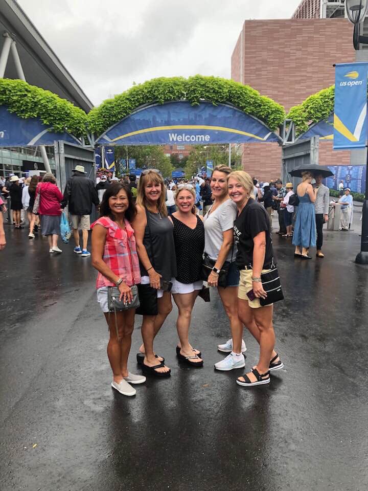 AmandaDTyrone's tweet photo. Mississippi Girls at the US Open!!! #usopen ##USOpen2019 https://t.co/ecFcCIctLN