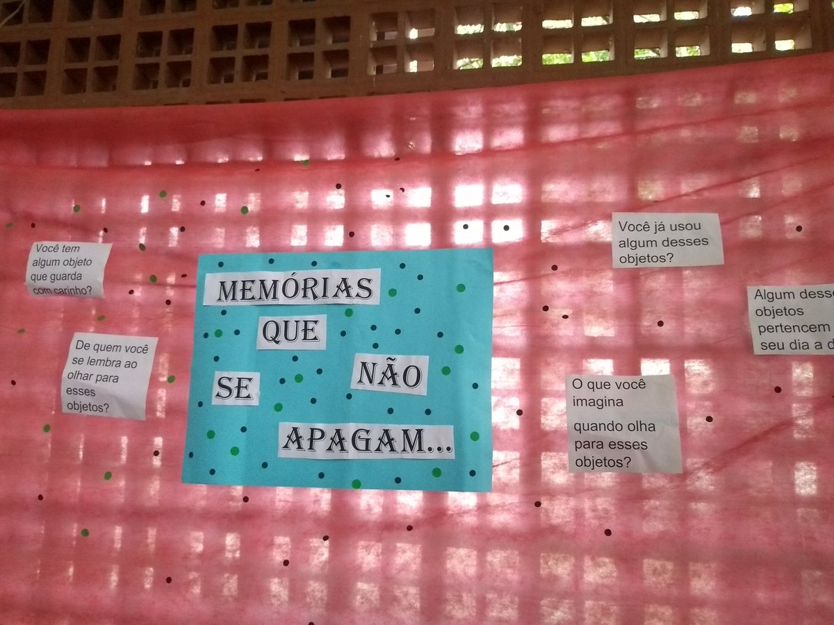 SalaCarolina's tweet photo. #rap
#rimaarteepoesia
Escola  Municipal Milton Campos
Produção!!! https://t.co/z26oCf4b7g