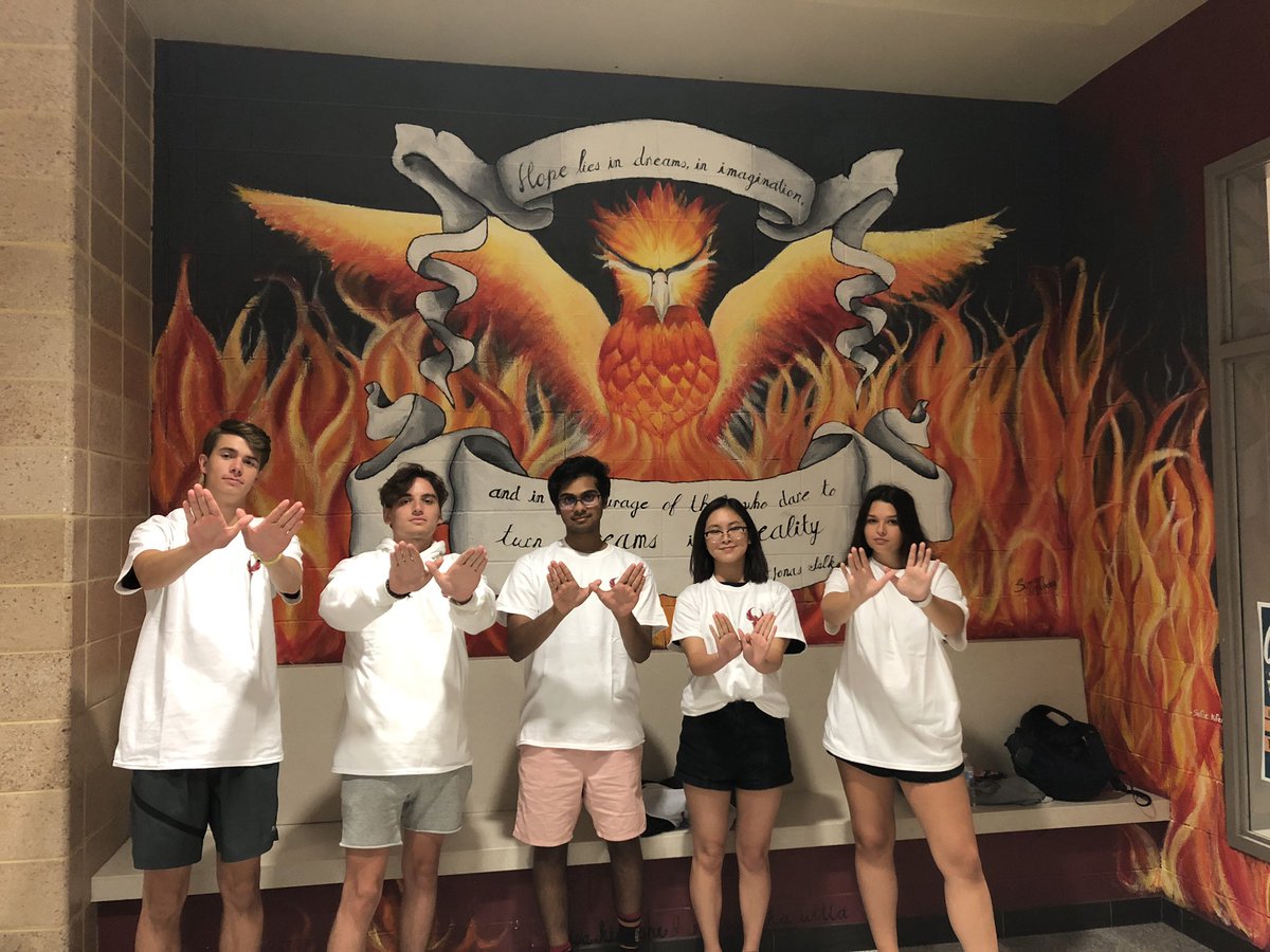 RockRidgeWINGS's tweet photo. Mentors picked up their new WINGS t-shirts today!  As you can see, mentors are ready to roll!  Get ready - the first connection day is 9/25 during the first half of Rock Block!  Make sure to wear your new shirt. @RockRidgeHigh #lcps19 https://t.co/XOUPh11ikp