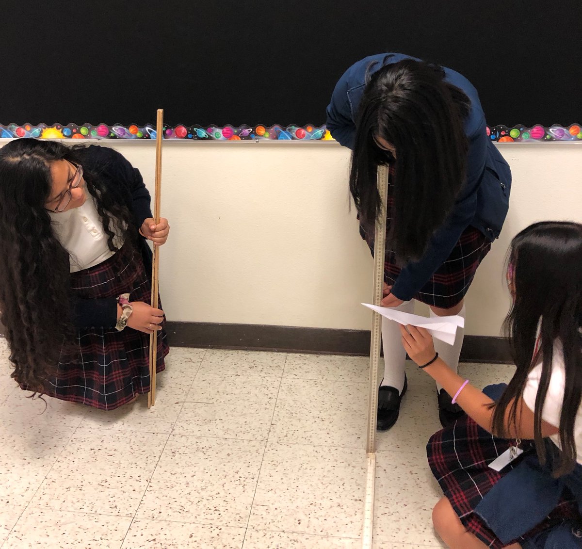RangelYWLS's tweet photo. Ms. Clark's students used scientific reasoning skills while experimenting to answer the research question: How can we make a paper airplane travel farther? @ywprep @disdstemscience @TeamDallasISD @dallasschools #giveagirlaplaidskirt https://t.co/fhrdtbhKqm