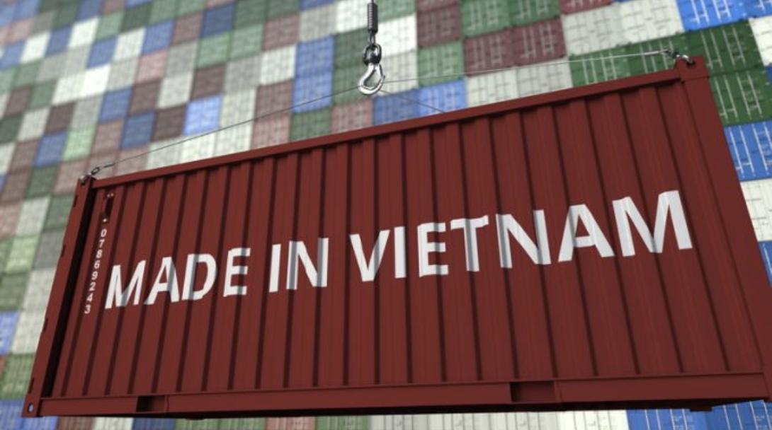AGLsupplychain's tweet photo. AGL CEO, @JSlangerup spoke with @theloadstar about the most significant issues facing #Vietnam as air cargo capacity continues to increase. Check out the article: https://t.co/CKvOcKSZvg
#supplychain #import #export #logistics https://t.co/ZI66d5YFDV