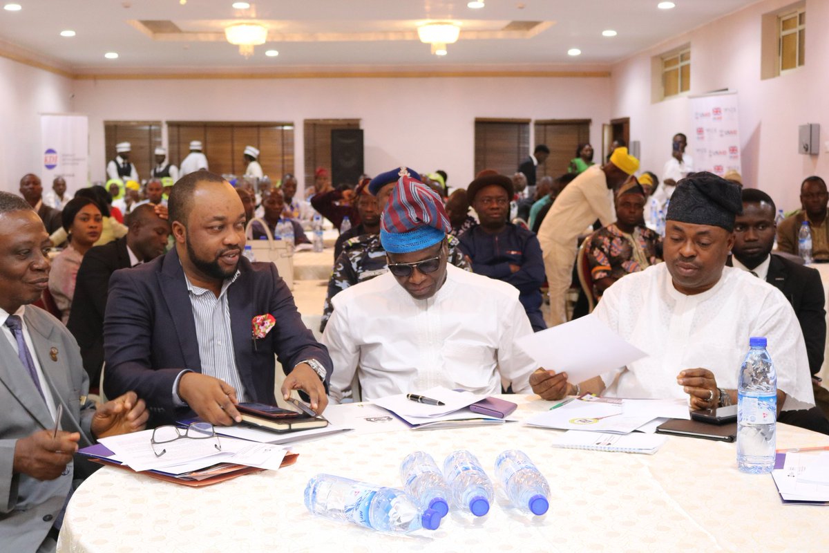 femijohn0's tweet photo. Fruitful discussion with actionable recommendations is what today's #OsunYouthAgenda High Level Stakeholder's Policy Dialogue is.
#YouthPolicy #OYDC https://t.co/wQDKr46fkU