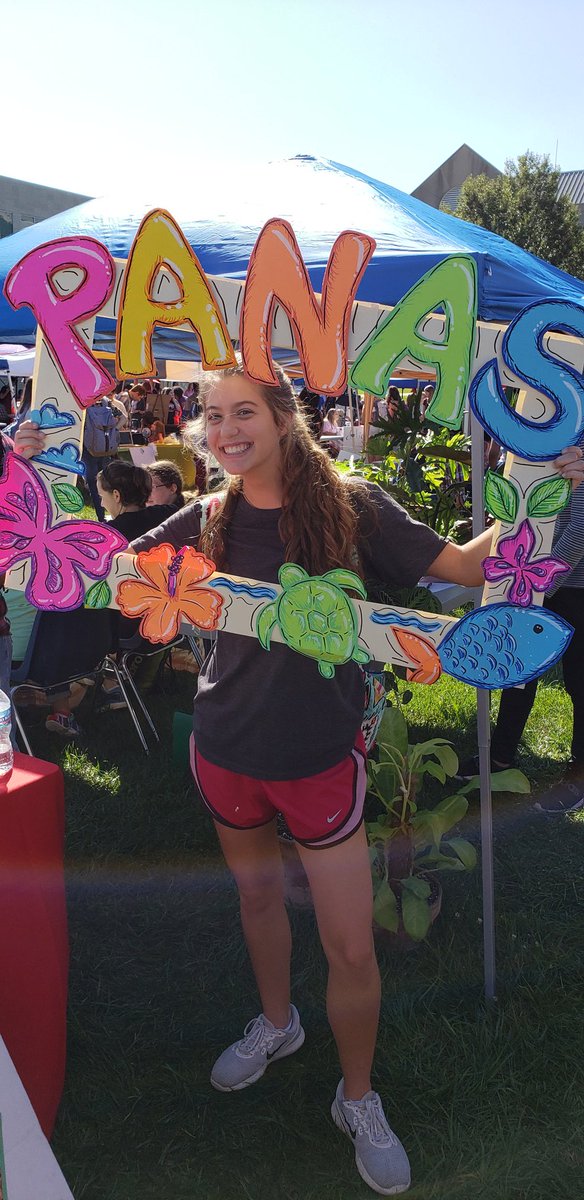 UsiPanas's tweet image. WE ALL SMILE IN THE SAME LANGUAGE!❤
Involvement Fair at USI! Join us and learn Spanish, cook Panamanian food with us and wear the Panamanian custom!
You are going to have fun with us!
#panasusi #panasatusi #panamanianculture #usi #involvementfair