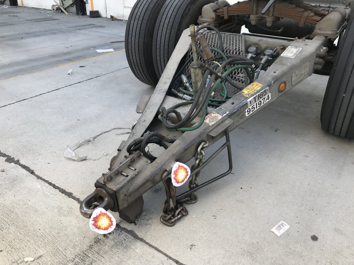 A Langford (@alangford17) on Twitter photo Co-Chair Jon Stufflebeam talking with new driver Abiyah Israel about dolly handling and pointing out the all the different pinch points. @DesertMTUPSers <a href="/UtahFeeders/">Utah Feeders</a> <a href="/MPZakely/">Mike Zakely</a> @knathanb <a href="/RubenSafetyDM/">Ruben Rodriguez Jr</a> #TogetherWeKeepItSAfe Co-Chair Jon Stufflebeam talking with new driver Abiyah Israel about dolly handling and pointing out the all the different pinch points. @DesertMTUPSers <a href="/UtahFeeders/">Utah Feeders</a> <a href="/MPZakely/">Mike Zakely</a> @knathanb <a href="/RubenSafetyDM/">Ruben Rodriguez Jr</a> #TogetherWeKeepItSAfe
