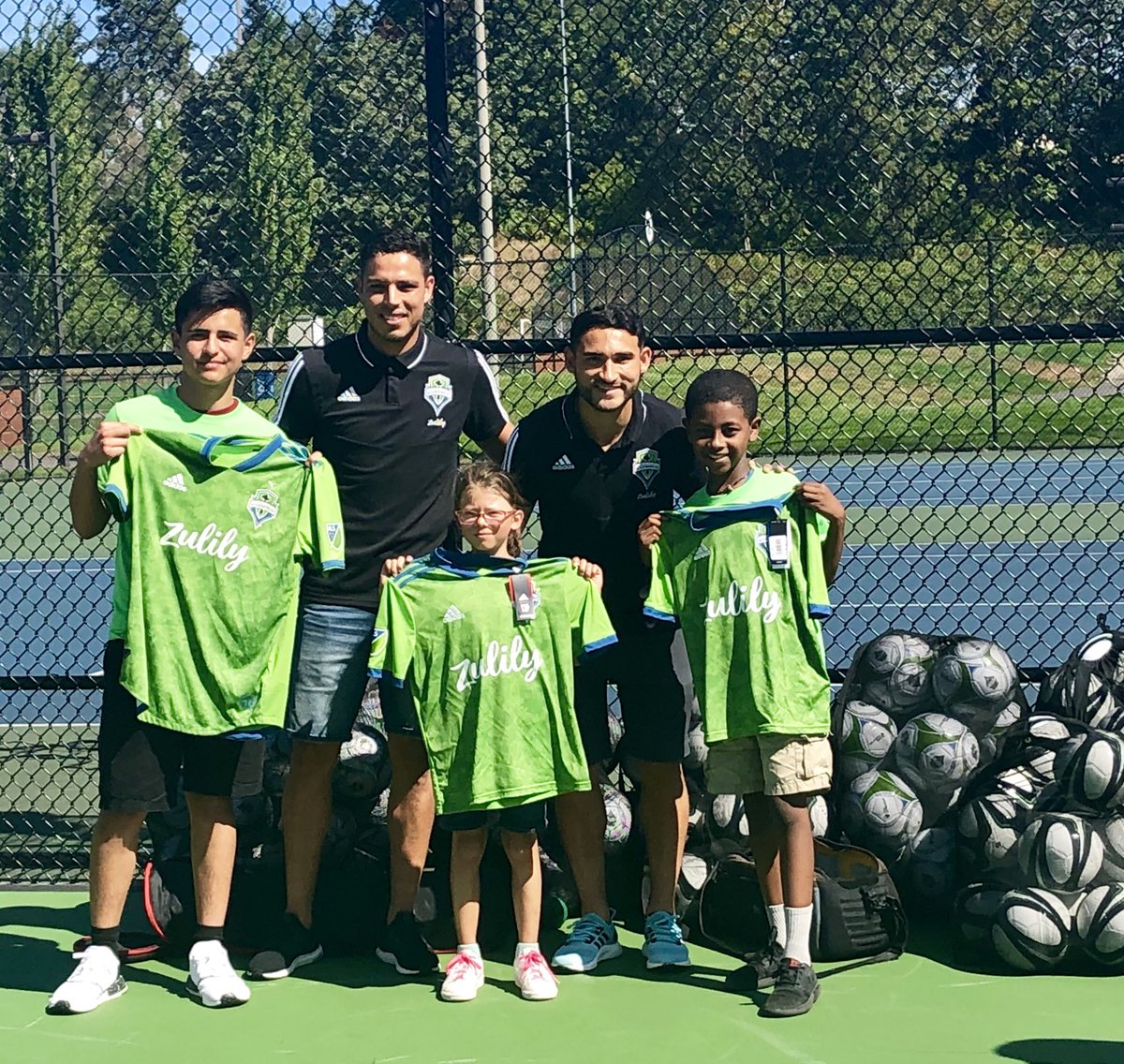 SuptEnfield's tweet photo. Thank you @RaveFound @SoundersFC @TACdefiance @Delta for supporting our @HighlineSchools @CityofSeaTac students with a fabulous new mini pitch! And free soccer balls for life! #WeAreHighline https://t.co/wl16ZLrZ9y