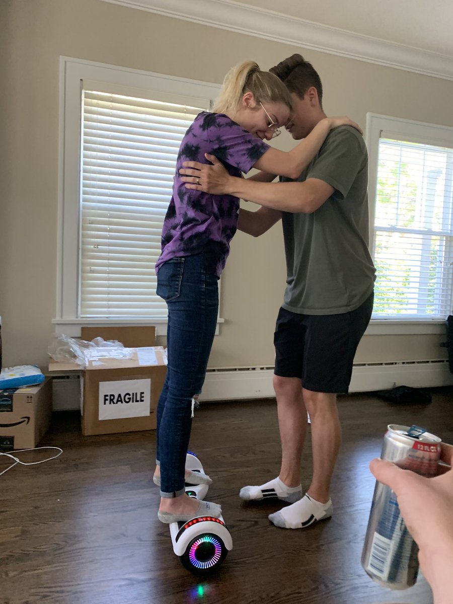 dannygonzalez's tweet photo. Slow dancing 😍😏 https://t.co/NYEYU3wRcY