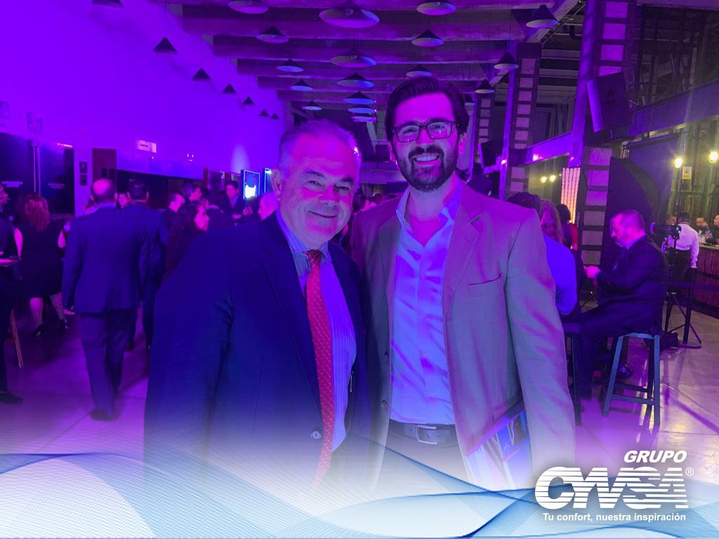 CYVSA's tweet photo. Queremos felicitar a Reyes Ríos + Larráin Arquitectos por la obtención del premio Obra del Año, así como nuestro reconocimiento a todas las obras participantes #HVAC #HVACProfessional #ProfesionalesDelHVAC #AirConditioning #AireAcondicionado https://t.co/7OsjYtJDHh