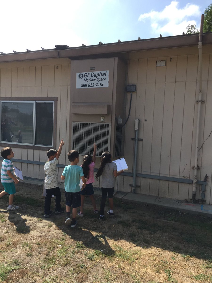 lockhartedu's tweet photo. #ShadowCon2019 #BraveBoldMathMove moment! Today we did our campus number hunt. So proud of these Ks. Also one kiddo convinced “B is a 1 and a 3 stuck together”. Hey, go for it! I see numbers everywhere too! https://t.co/fQ7OWRqE8H