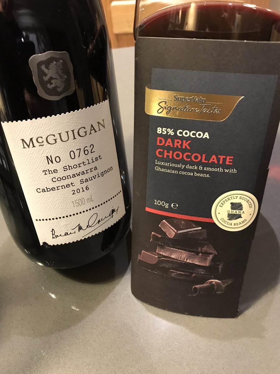 Me right now 🍷 🍫 
Love #coonawarra Cabernet and got this from the man himself (McGuigan that is). And the chocolate 🤤 didn’t think I liked cocoa above 75% so there you go, I’m learning!!👌

#wine #winelover #winelovers #wineandchocolate #winetasting #supervalu #lovingit