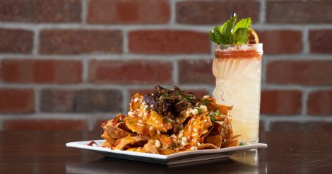 #happyhourgoals 🙌 Happy Hour at Bitters!