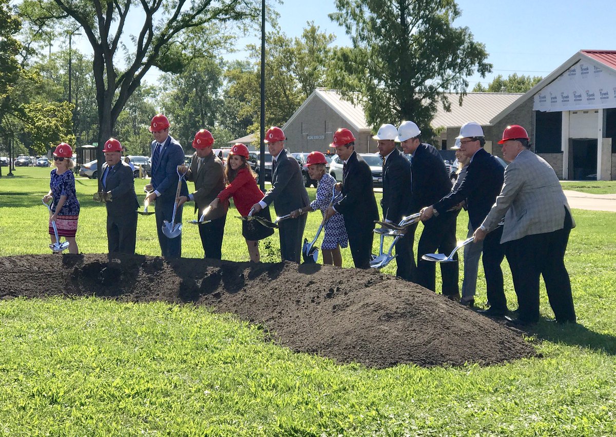craiglahote's tweet photo. Groundbreaking today for the Dana Advanced Manufacturing Training Center at Owens Community College, a wonderful addition that will provide students with the latest skills our area manufacturers are seeking. https://t.co/iJ7hGS3bpC