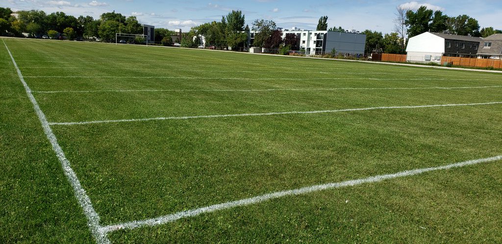PITFOOTBALL's tweet photo. Thanks to @ApexLining for the great job lining @kodiakathletics football field for their @The_WHSFL games!

@fbmanitoba @Wpg_BlueBombers #forthew @MBBisons @FootballCanada https://t.co/io6bM1nsfj