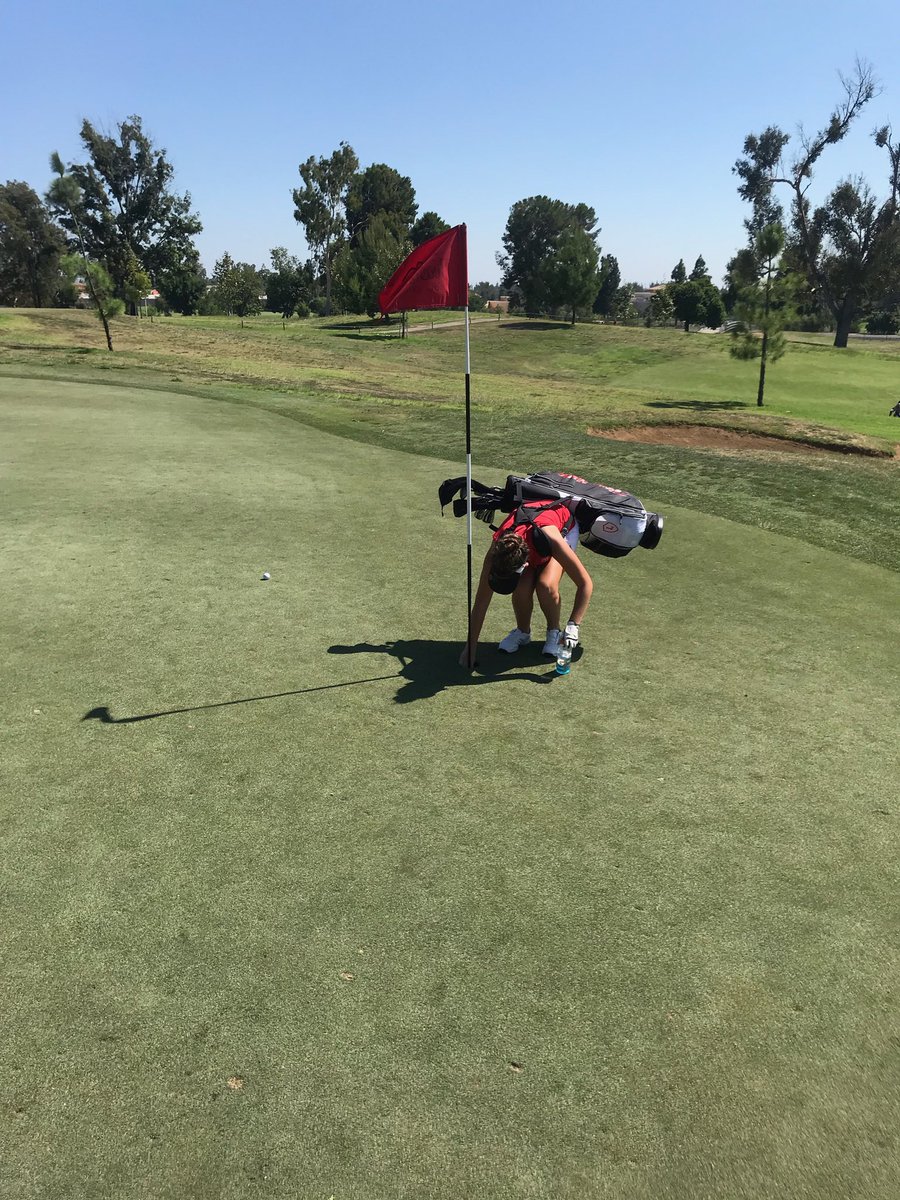 oluggolf's tweet photo. 🚨🚨🚨 HOLE IN ONE!!! Bella Coons on #4 at Birch Hills! This is awesome! Way to go Bella! 👏🏻👏🏻👏🏻 #OLuOn2 https://t.co/IZUVi71ahe