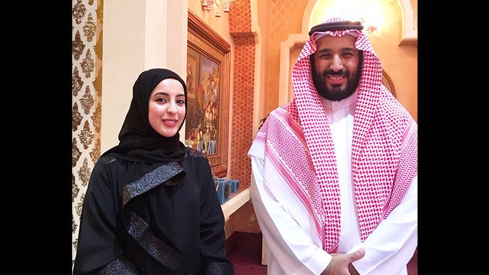 mouna_mohammad's tweet photo. عاااجل: ولي العهد السعودي الامير (محمد بن سلمان) يعلن عن خبر مفرح لجميع المواطنين خلال ساعات
https://t.co/TXOWr4myNG 👈شاهد التفاصيل من هنا 

 #اصلا_المدرسه_حلوه 
#اليوم_العالمي_للطويله https://t.co/GUhbJiLEj7