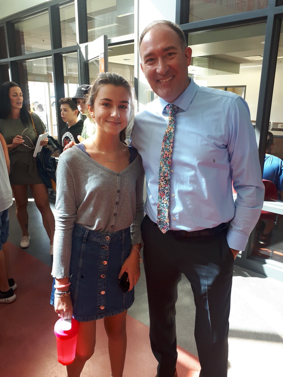 SCCcards's tweet photo. It was wonderful meeting so many new families at the welcome barbecue!  We look forward to seeing everyone decked out in their school uniforms on Wednesday morning.  #bringonthefirstday https://t.co/sv0hQtpOVO