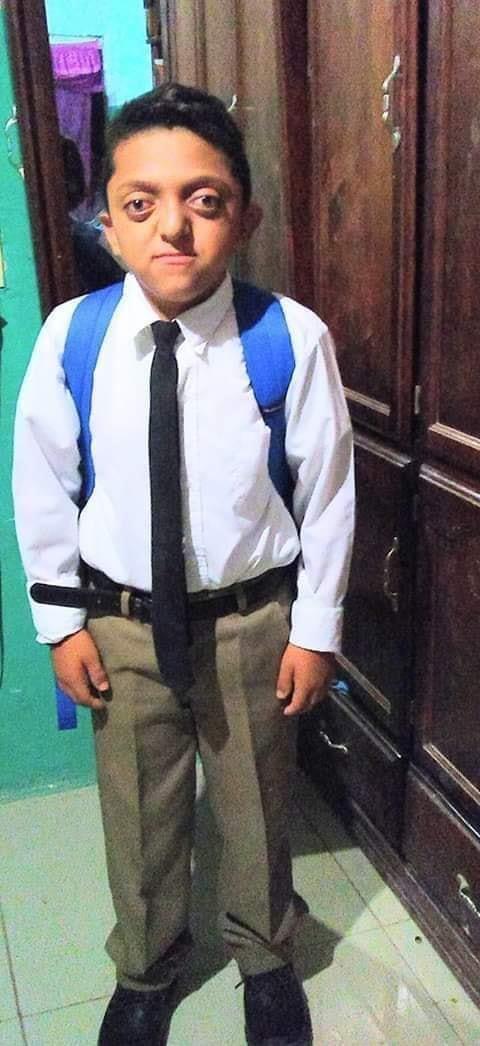 RandyDelux1's tweet photo. Oie @Kimberlyhuizar igualito tu chamago a ti, solo que ya no le aprietes tanto la corbata, no seas kuley #Durango #ingobernables https://t.co/sWtNqVSGyU