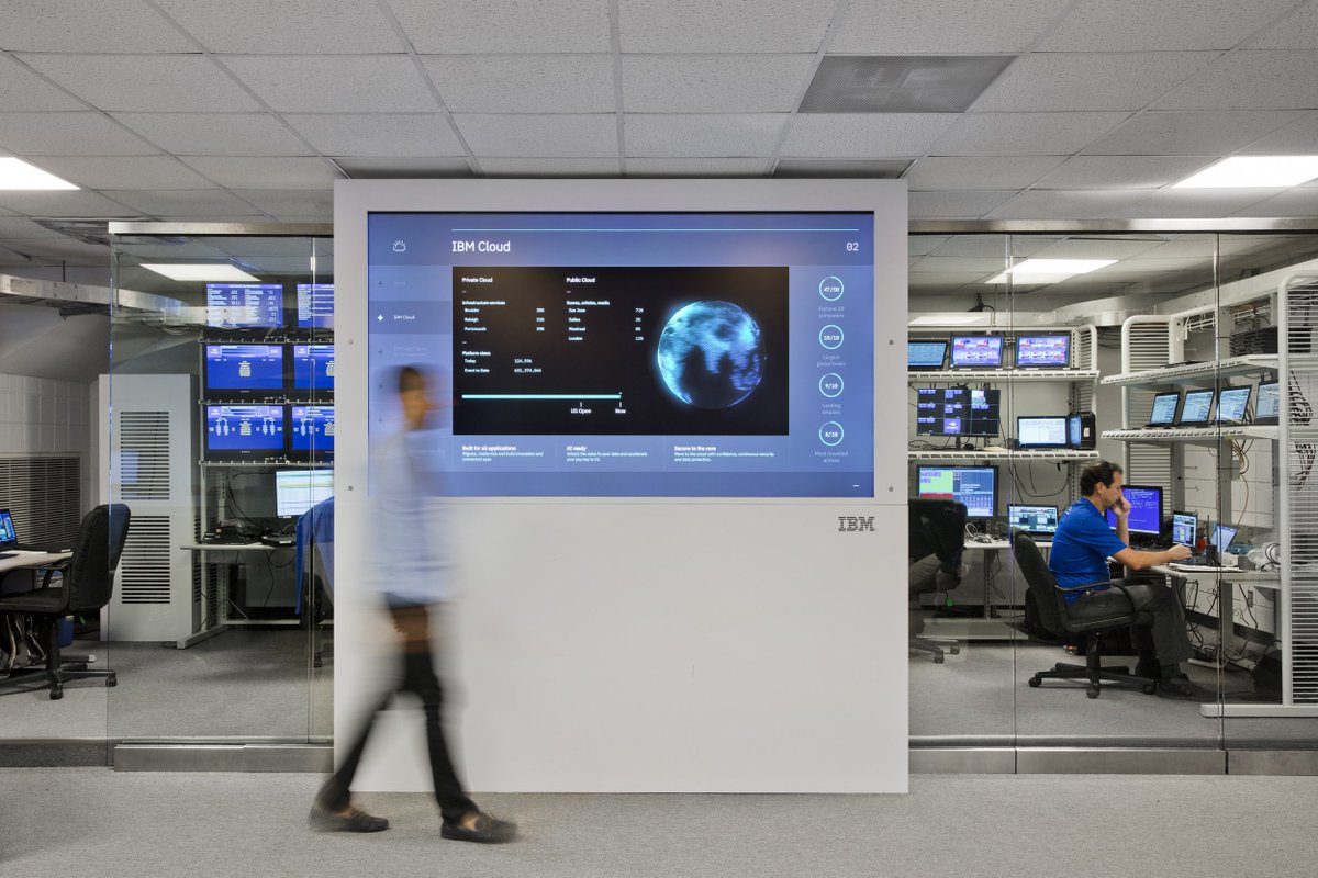 bryankramer's tweet photo. For 2 weeks, the #USOpen scales to become one of the largest sporting events in the world each year. With the help of @IBM Cloud, the US Open digital platforms scale to meet a 5,000% increase in demand from over 10 million tennis fans around the world. #ad https://t.co/mp0QlZIR5y https://t.co/yCPfImpdqF