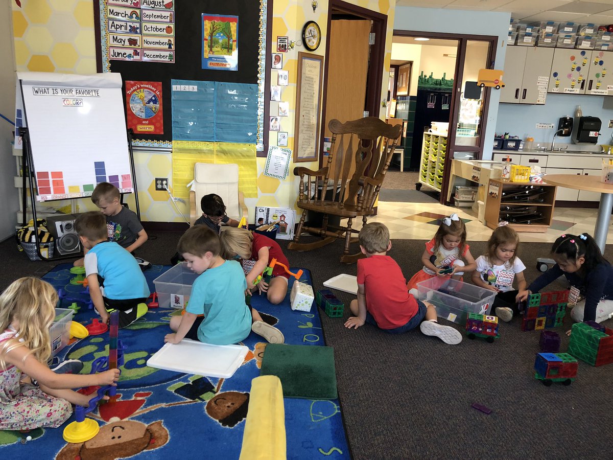gallbusybees's tweet photo. Look at these awesome kiddos sharing their toys so well! 🤗 #openchoice #teachinglifelessons #harvestlearn https://t.co/Hadt5LZH82