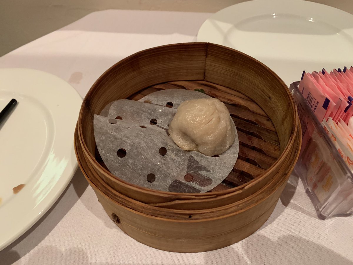 jmajczuk's tweet image. Przy tej okazji druga już kolacja w tej samej restauracji #Dimsumgogo #Chinatown obowiązkowo kurczak Generała Tso - danie kultowe w USA (fot. 1) 😊😁🍜👍#NYC #kolacja #wakacje #pycha