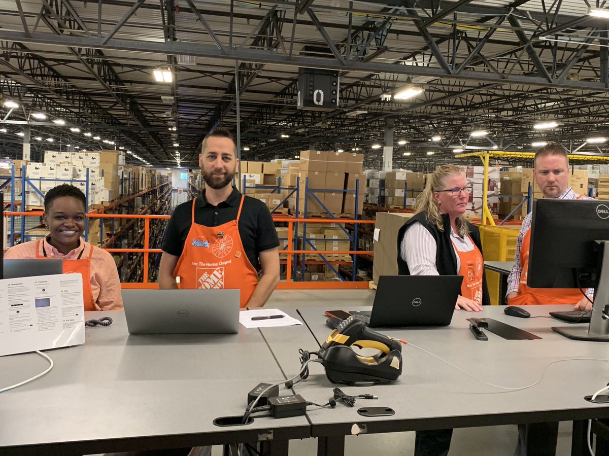 This week Central Ops visited <a href="/TheGroveDFC/">The Grove</a> #dfc6777 to update system for outbound optimization! #OneSupplyChain <a href="/JoeyTankersley/">Joey Tankersley</a>