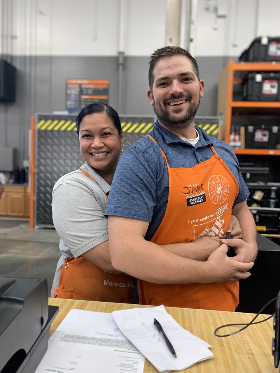 PNWAstroLawn's tweet photo. 🎉Thank you #4703FederalWay, #4720NorthTacoma, &amp; #4701Tacoma for an amazing day!! 🎉Keep up the good work!! 🎉.👻🕷🦇BTW I LOVE the Halloween decorations!!🦇🕷👻 @Miriam_Mesa_thd @HolecekJake @veronika4701 @THDALEC_DSMPNW @CComerfordHD #Helloween #OrangeApron #Smiles #HomeDepot https://t.co/Ze9tIe1GDd