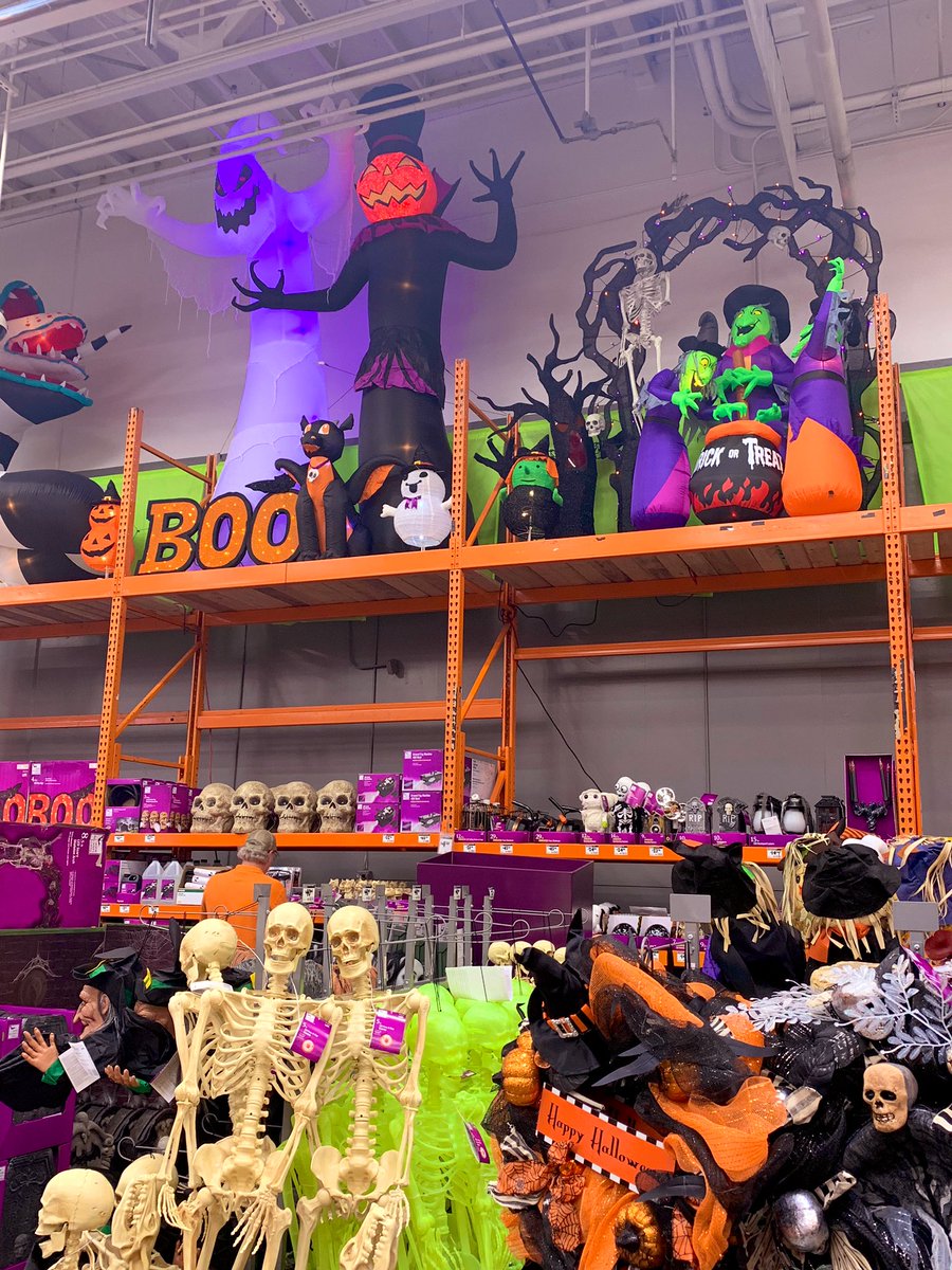 PNWAstroLawn's tweet photo. 🎉Thank you #4703FederalWay, #4720NorthTacoma, &amp; #4701Tacoma for an amazing day!! 🎉Keep up the good work!! 🎉.👻🕷🦇BTW I LOVE the Halloween decorations!!🦇🕷👻 @Miriam_Mesa_thd @HolecekJake @veronika4701 @THDALEC_DSMPNW @CComerfordHD #Helloween #OrangeApron #Smiles #HomeDepot https://t.co/Ze9tIe1GDd