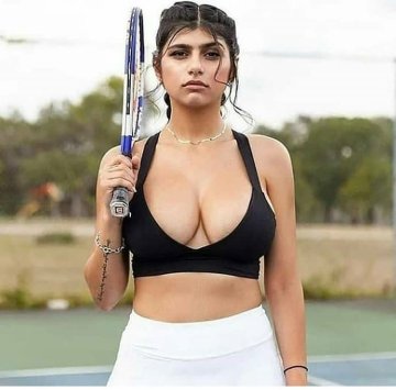 Johnny And Mia Porn Videos - Mia Khalifa Revealed How Much She Earned Through Porn Industry ...