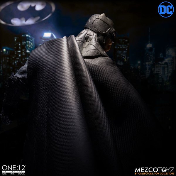 ToyNewsInterna1's tweet photo. #One12Collective #Batman: #SupremeKnight Figure Preview From @mezcotoyz
https://t.co/ZZSGrm5hnx https://t.co/5y28fZvY1L