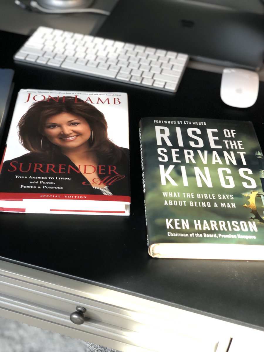 matthewjmattera's tweet photo. @TGRdaystar @suzannalamb Four fantastic books...I’ve been enjoying some enriching reading! #growth #inspiration #faith #sharpenyourthinking #greatbooks #emotionalintelligence @KenRHarrison @DaystarJoni #jackdeere #eveninourdarkness https://t.co/RmgcNF7Hd4