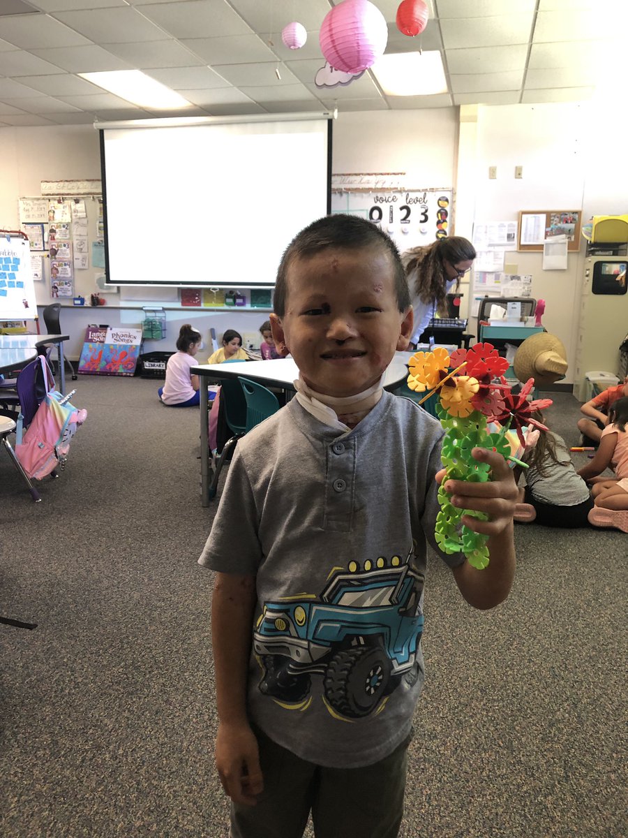 MrsTongzon's tweet photo. Today I introduced some of our STEM bins! Exciting to see their creative minds in action. Can’t wait to present some challenges so they can problem solve together. Team work makes the dream work! @Hall_Hawks @CajonValleyUSD #STEMeducation #teambuilding https://t.co/yKDZKyI1rM