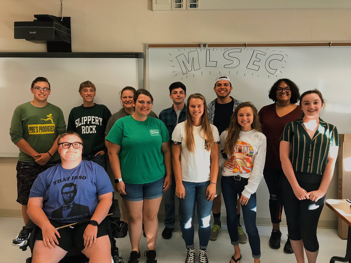 EUMLSEC's tweet photo. Today was the first #MLSEC meeting of the semester! We discussed our upcoming events for this fall, BIG things are happening here in Boro!! #GoBoro #middleleveled #secondaryed #pst https://t.co/ktiz7J1Rec