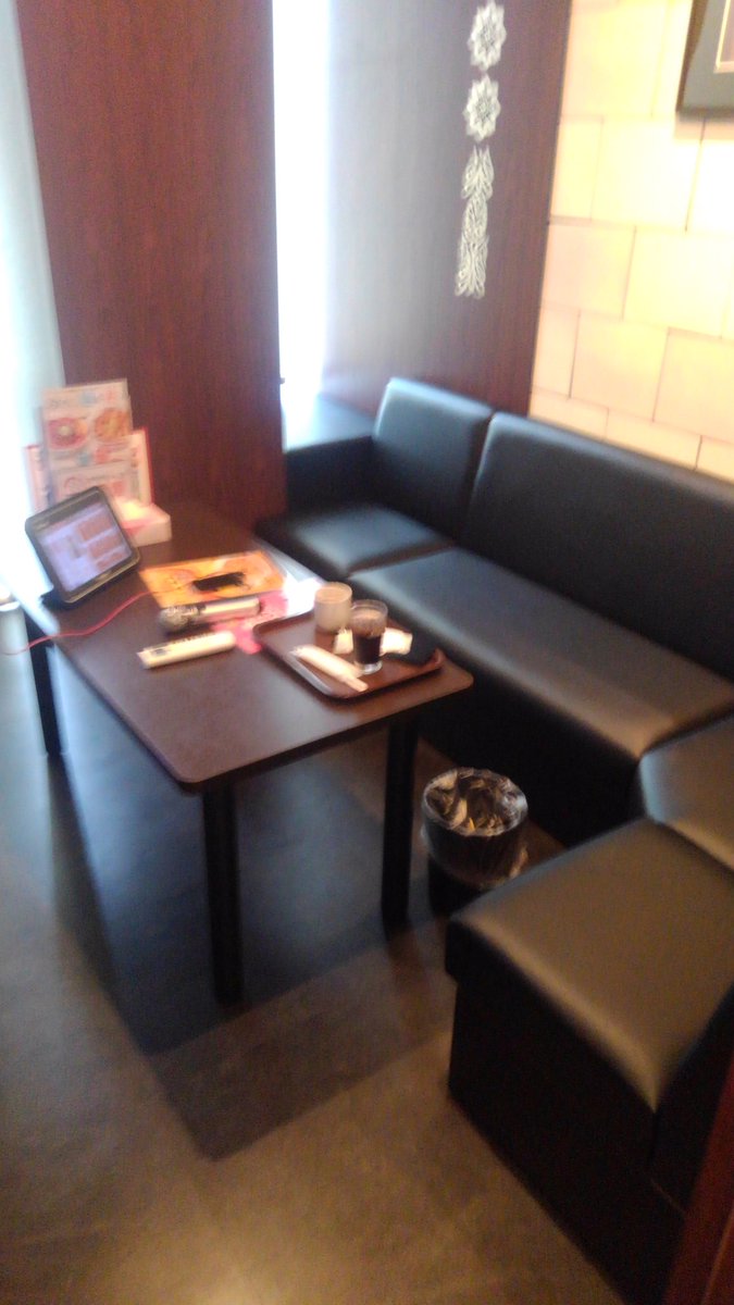 Sats 秋田ロッテ産 Twitterren 2階のカラオケブース 元がカラオケ店という事もあり 部屋割りはシダックス時代と同じっぽいですね 機種はjoysoundとdamの2種類 市内の快活では唯一joysoundを導入しています Sats 秋田ロッテ産 Twitterren 2階のカラオケブース 元がカラオケ店という事もあり 部屋割りはシダックス時代と同じっぽいですね 機種はjoysoundとdamの2種類 市内の快活では唯一joysoundを導入しています